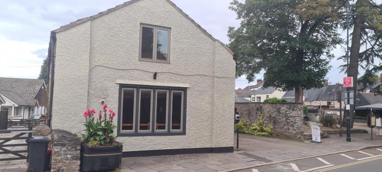 Lovely 1-Bed Loft In Newport Bagian luar foto