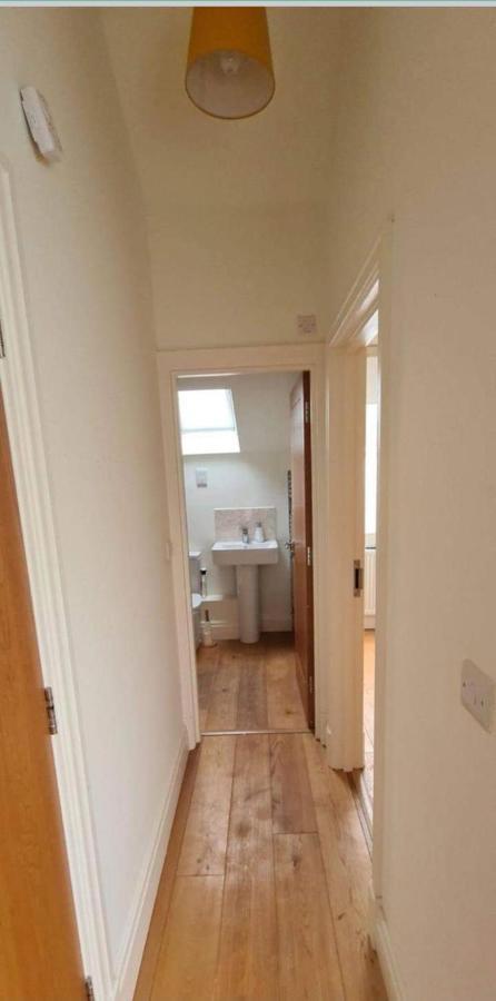 Lovely 1-Bed Loft In Newport Bagian luar foto