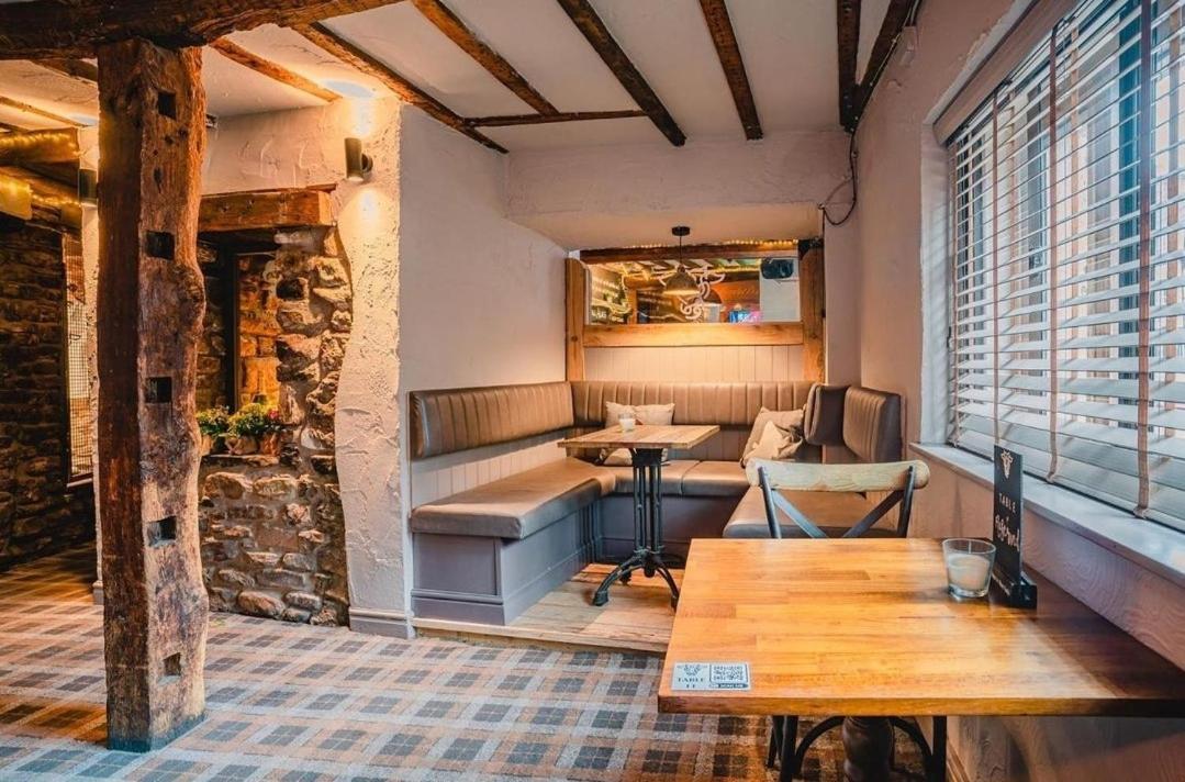 Lovely 1-Bed Loft In Newport Bagian luar foto