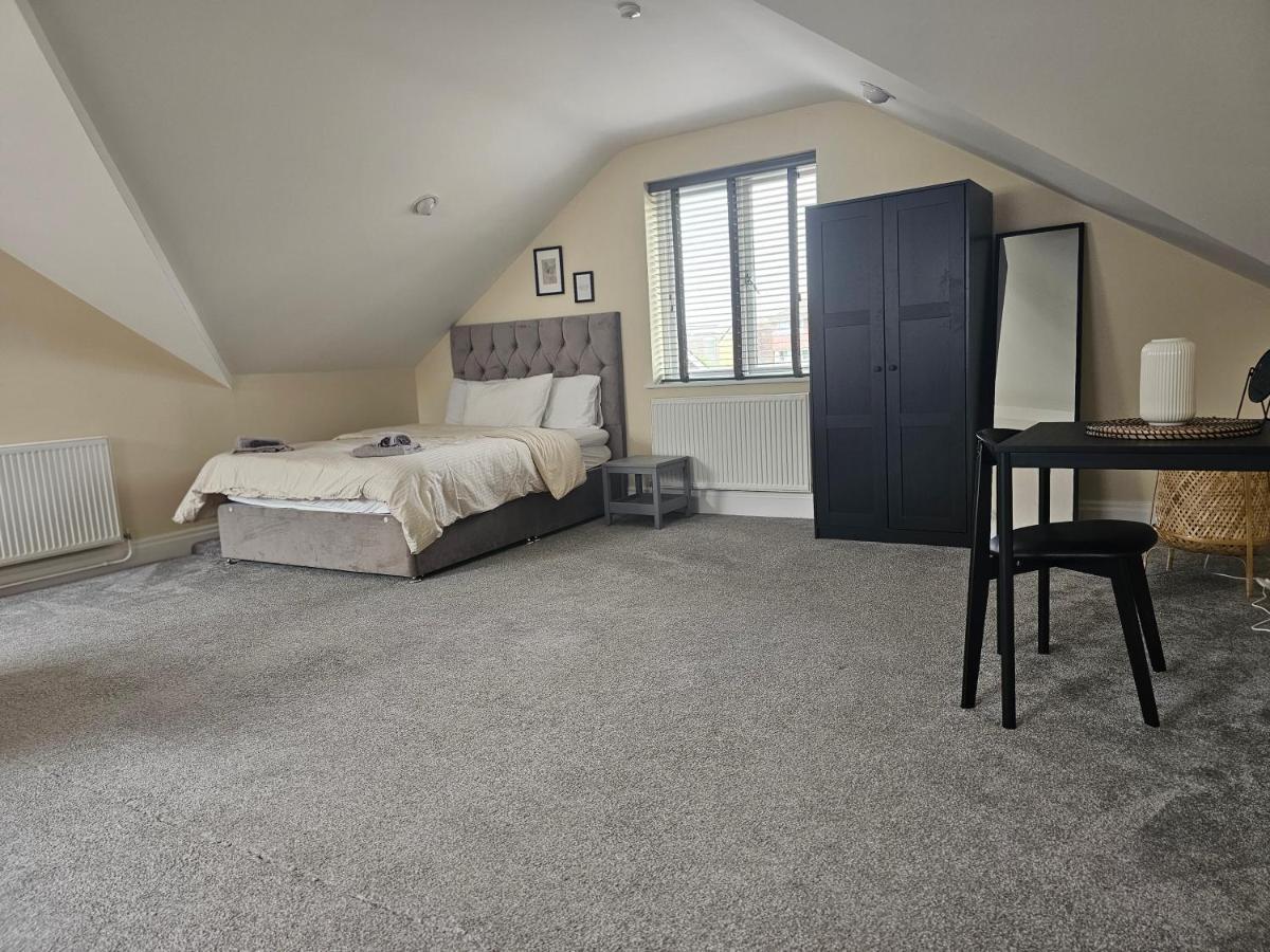 Lovely 1-Bed Loft In Newport Bagian luar foto